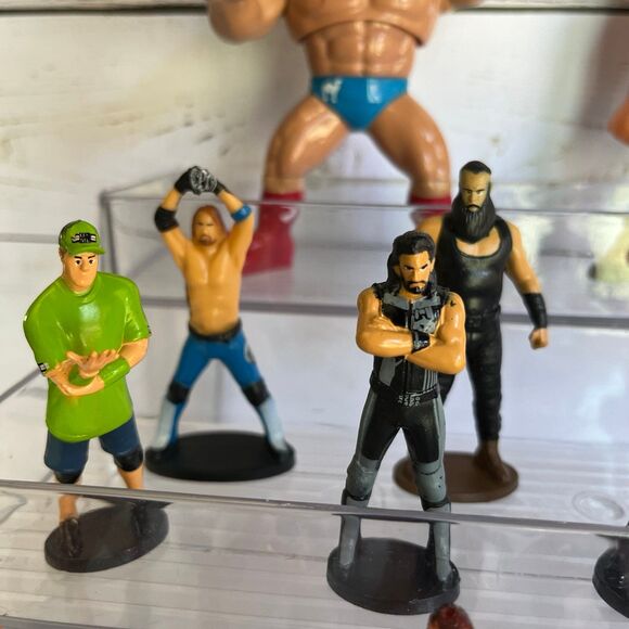 Vintage WWE Wrestlers Action Figures Set of 34 - Picture 9 of 11